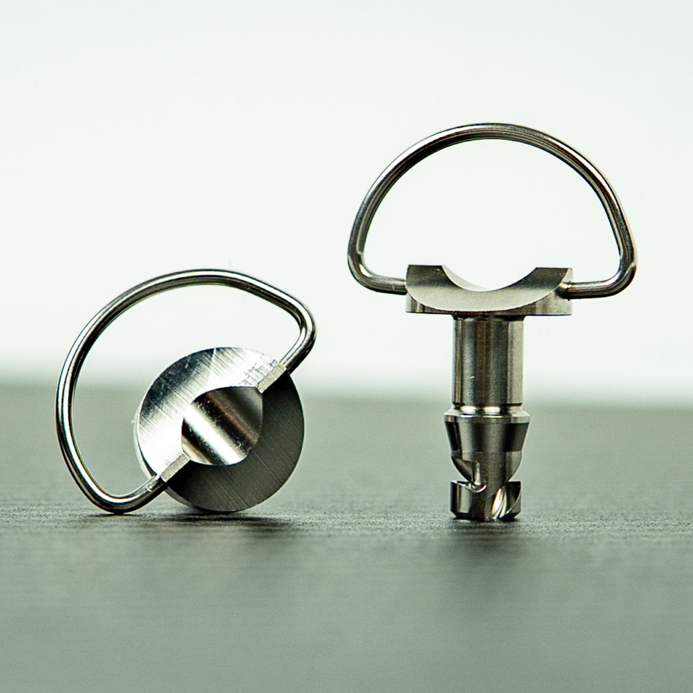 [FACTORY M] Titanium Fastener Set(Set of 2 DZUS Quick Release Fasteners and 2 Aero Bolts) for Carbon Belly Pan