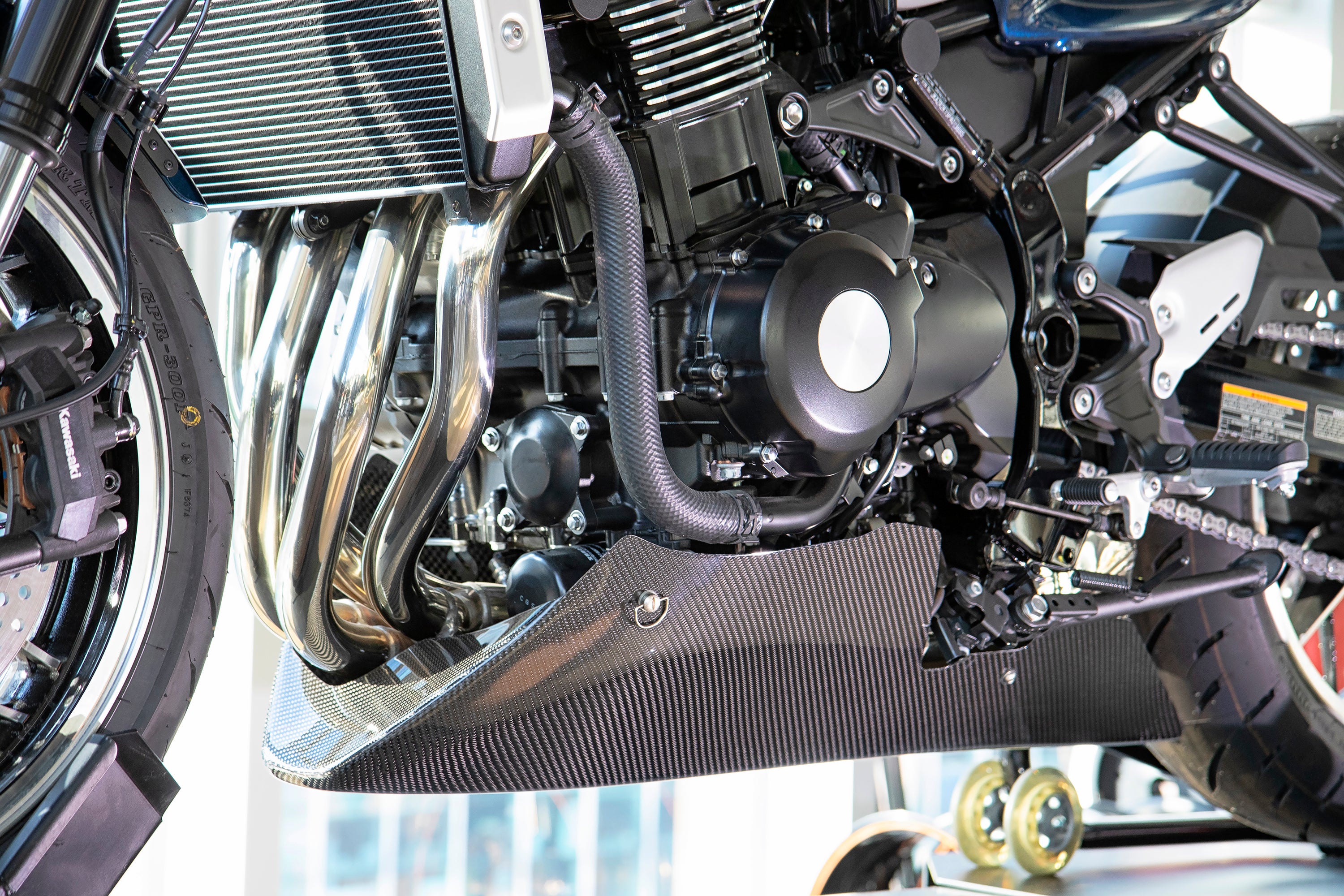 FACTORY M] Carbon Fiber Belly Pan for Kawasaki Z900RS – Factory M