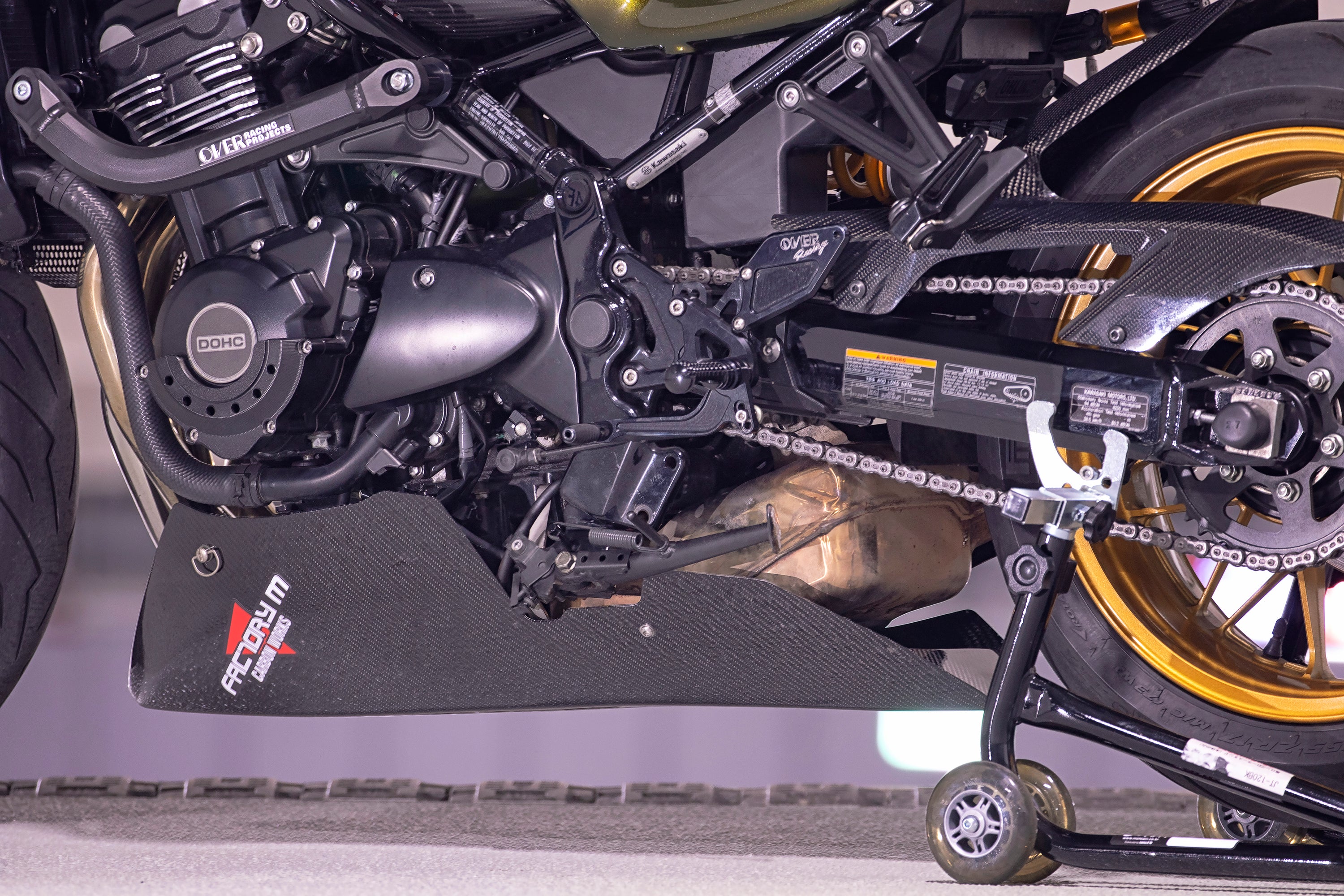 ブーパン FACTORY M] Carbon Fiber Belly Pan for Kawasaki Z900RS – Factory M